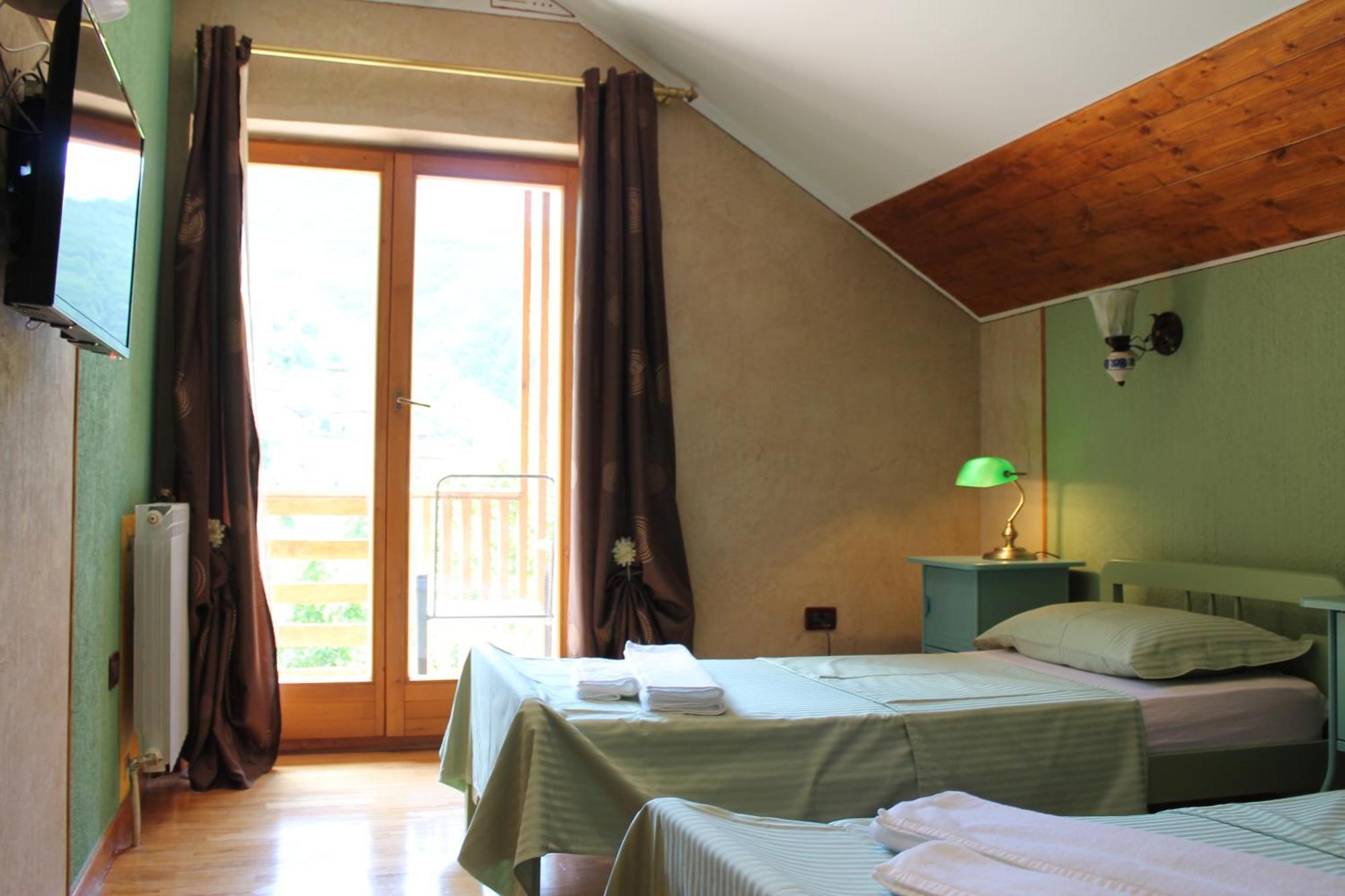 Hotel Tutto Galicnik Rum bild